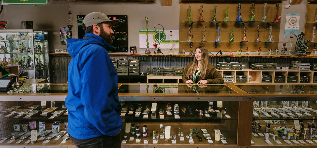 Report: Cannabis Dispensary and Vape Shop Workers Happiest in the Nation 